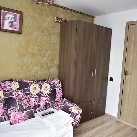 Pensiunea Dely_cios Guest house 3*